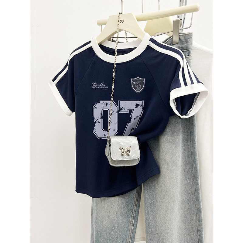 T42.SHOP🌸baby tee เสื้อยืดเเฟชั่น เสื้อยืดเย็บ3 ลาย "Seven" Y2K สไตล์มินิมอล สุดฮิต โคตรนุ่ม