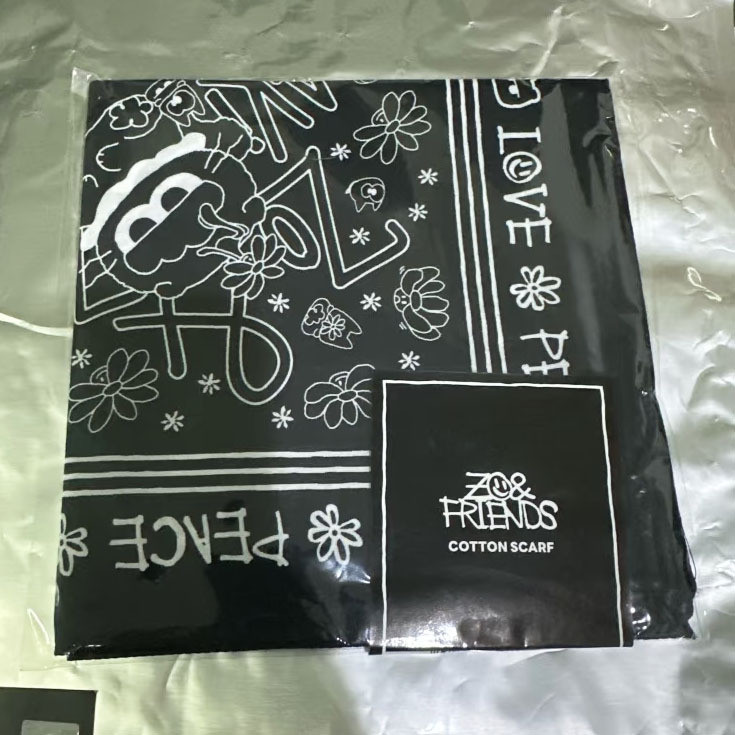 KPOP Idol GD .collab square scarf สไตล์เหมือนของดารา