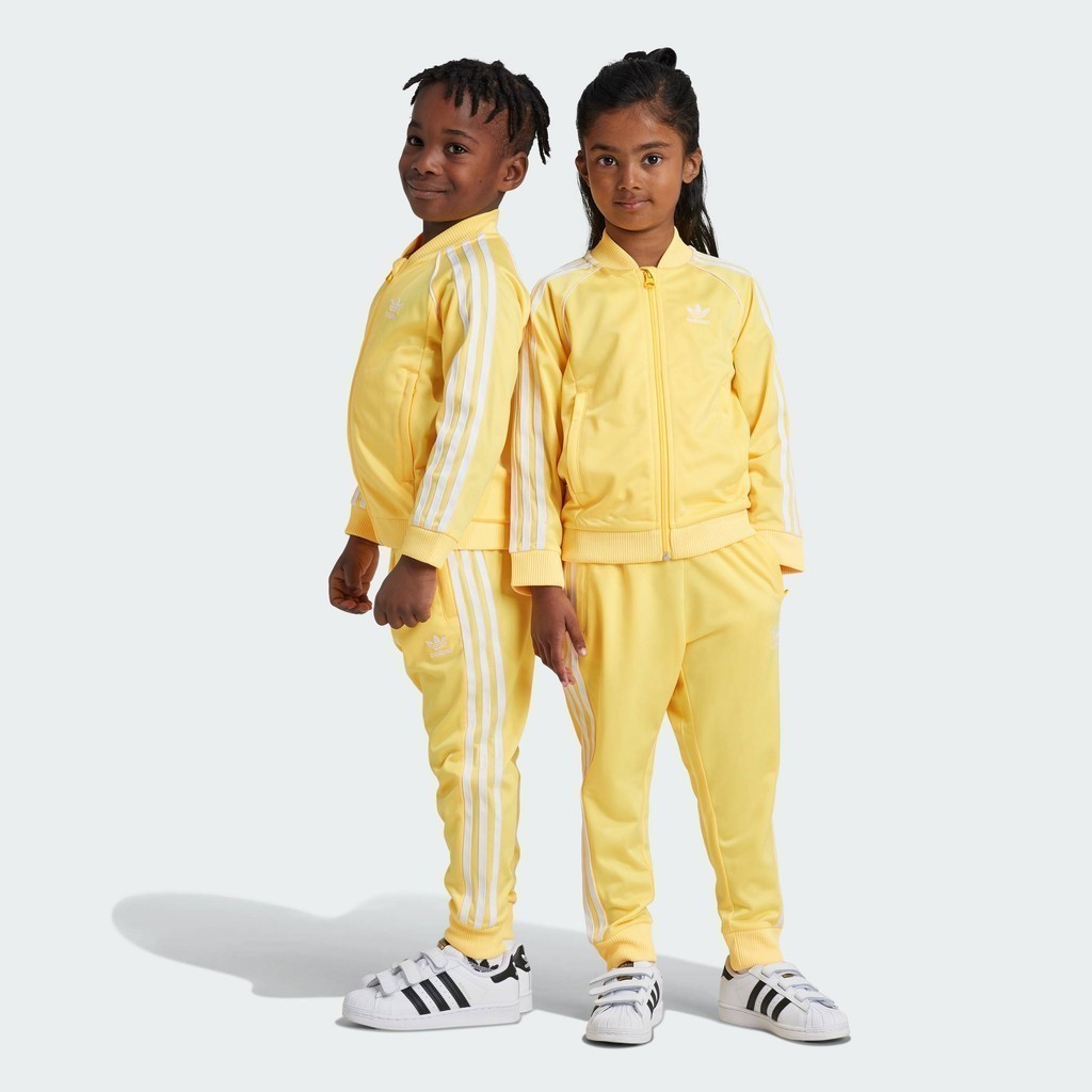 adidas ไลฟ์สไตล์ ชุดแทรค Adicolor SST สำหรับเด็ก เด็ก สีเหลือง IY4795