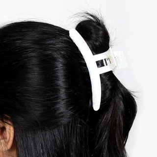 KVY Hair Clip Ins เควีวาย กิ๊บหนีบผม ดีไซน์สวยโดดเด่น (White/Cowmooflage/Brown)