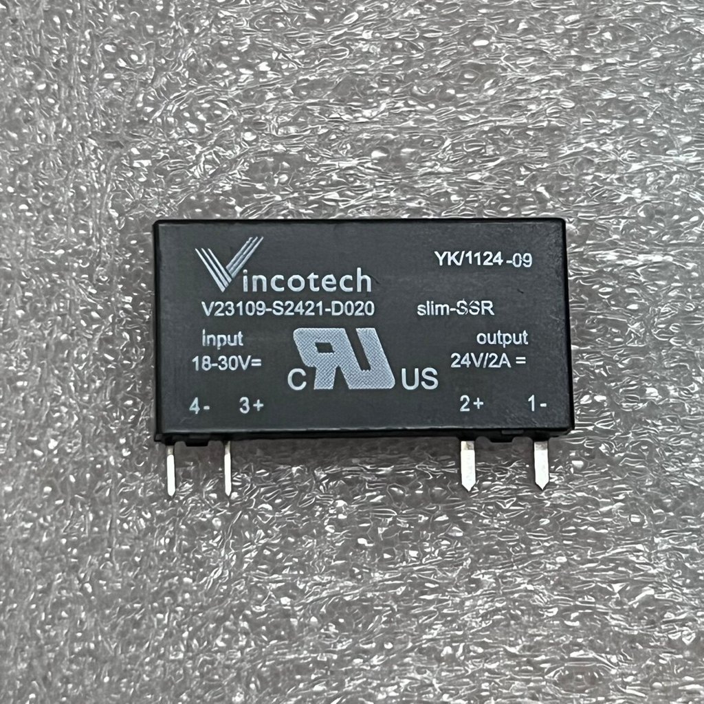 Vincotech ต้นฉบับนําเข้า V2399-S2421-D020 24V โซลิดสเตตรีเลย์ 4 ฟุต 24VDC ใหม่