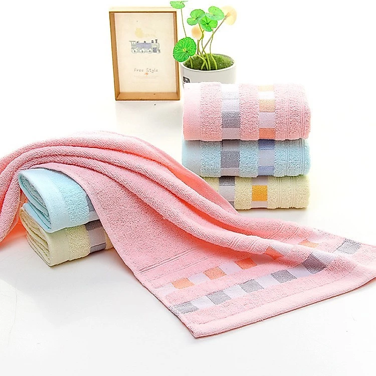 ผ้าขนหนูเCotton สำหรับเช็ดหน้า เช็ดตัว เช็ดผม 1 แพ็ค 12 ผืนคละ 4 สี และ 3 สี ให้