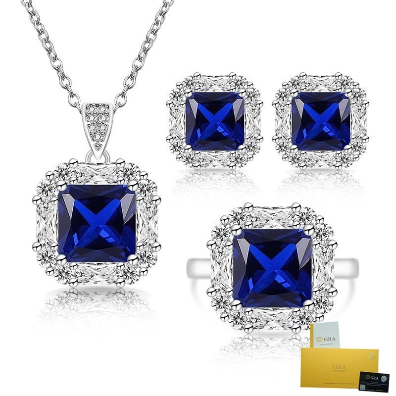 [พร้อมใบรับรอง Gra] พลอย 5 กะรัตที่ขายดีที่สุด Eight Hearts & Eight Arrows Square Moissanite สร้อยคอ