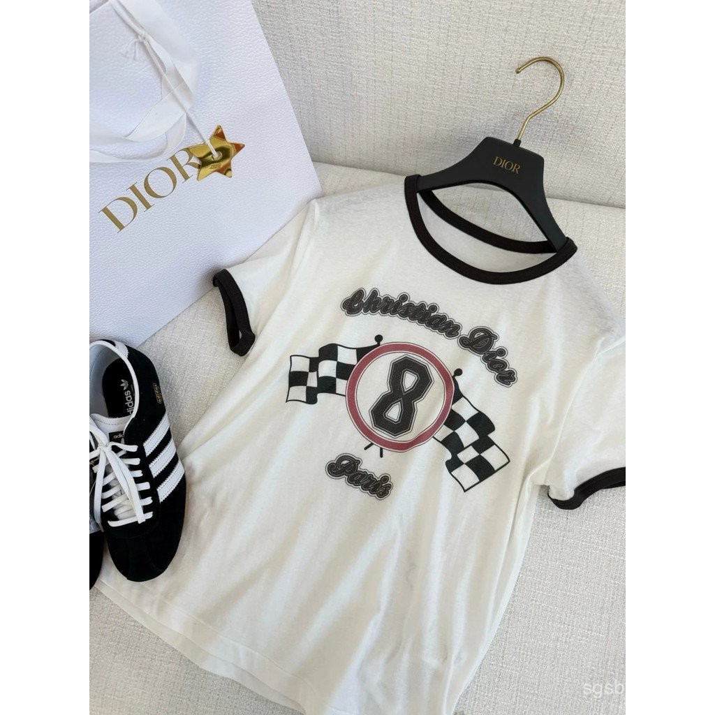 ONEONE2025 | DIO * R Number 8 เสื้อยืดแขนสั้นพิมพ์ลายผ้าลินิน