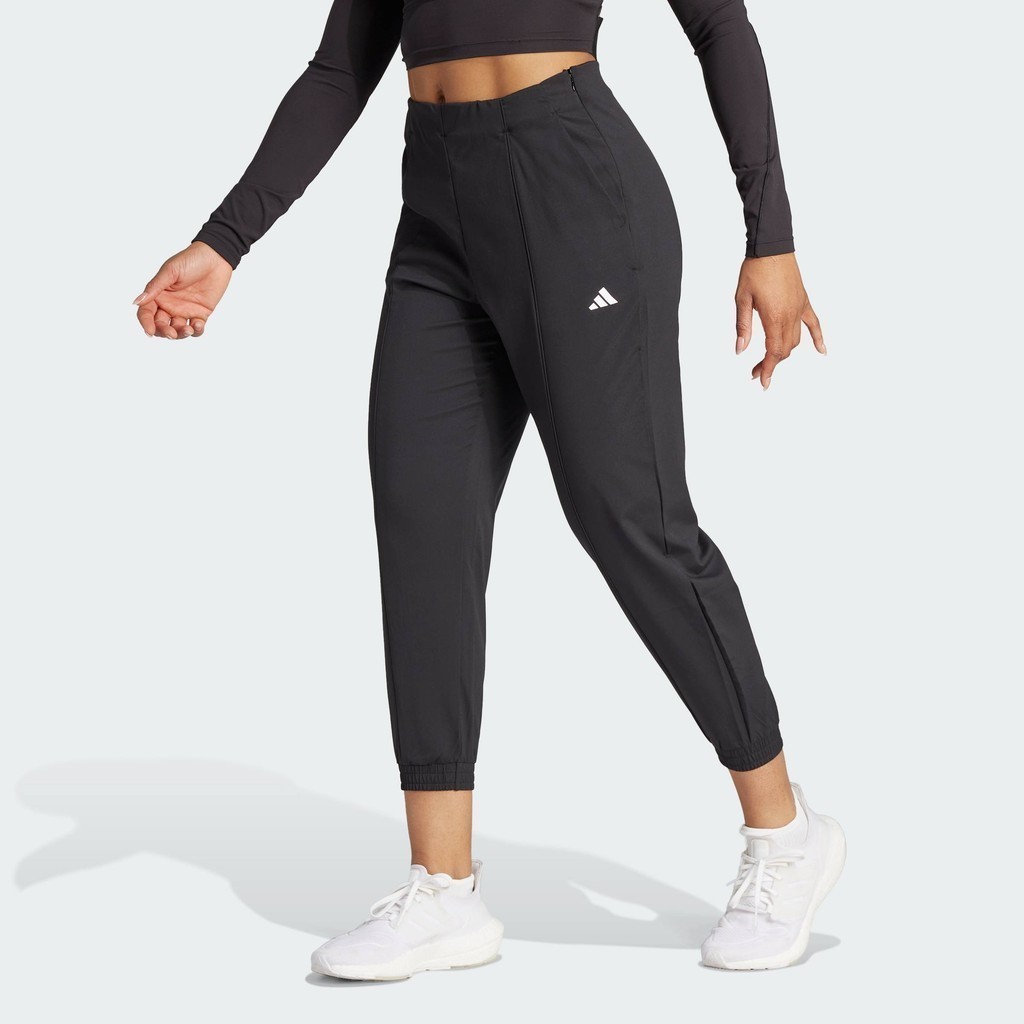 adidas Gym & Training กางเกงขายาวผ้าทอ AEROREADY Train Essentials Minimal Branding ผู้หญิง สีดำ IJ5923