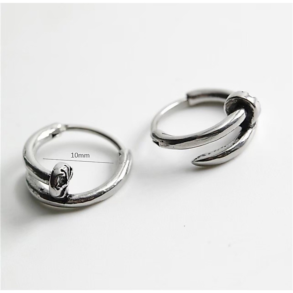 #1 ต่างหูตะปูรมดำ สไตล์โครมอาร์ท Cross Chrome Hearts  จิวเกาหลี วินเทจ, เท่, ร็อก วัสดุ Stainless Steel สแตนเลสแท้