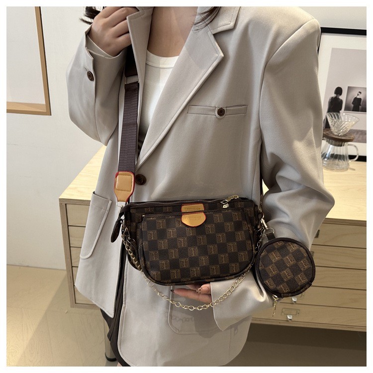 i happy-shop:กระเป๋าสะพายข้างผู้หญิง3in1-มีกระเป๋าตังค์แถมด้วย-ไฮเอนด์และทันสมัยมาก-KG323