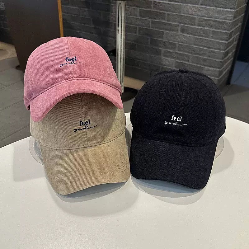 หมวกแก๊ปผ้าวินเทจปักโลโก้ Feel สีพื้นเรียบ ทรงเบสบอล ใส่ได้ทุกวัน มี 7 สี