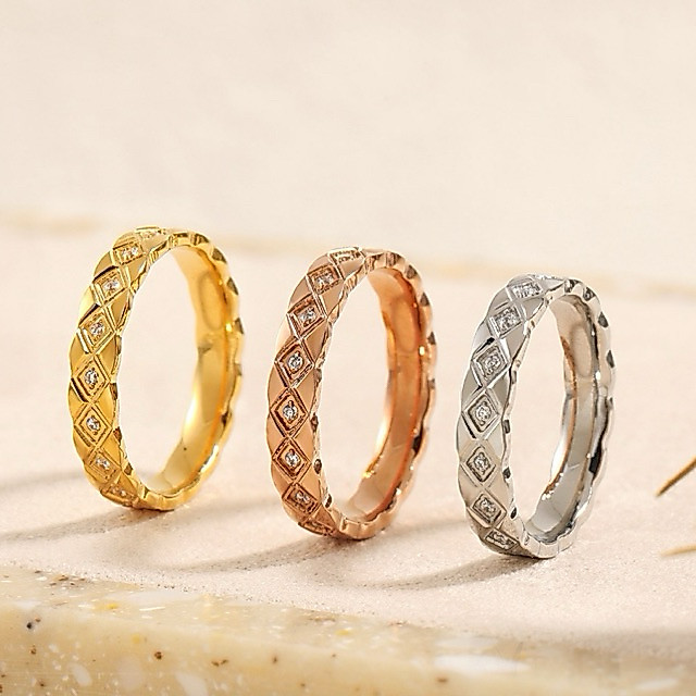 [#138] แหวนเพชร รายเส้นไขว้ เพชรล้อมวง สแตนเลส ใส่ไม่ดำ