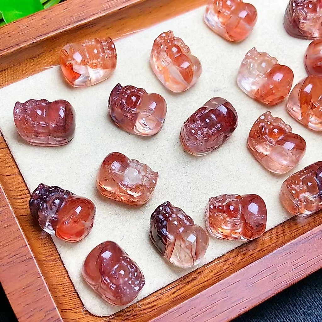 ดอกไม้กาวสีแดงธรรมชาติ Pixiu ประมาณ 14 มม.เครื่องประดับน่ารัก diy Lucky อุปกรณ์เสริม Simple All-Match ของขวัญ