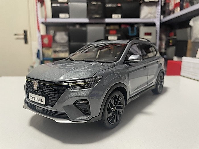 1: 16 โรงงานเดิม ROEWE ROEWE RX5 PLUS SUV 2021 รถรุ่น Ronglin สีเทา