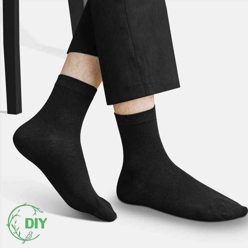 Classic Style Socks ถุงเท้ายาวสีพื้น ผ้าดี ใส่สบาย ระบายอากาศ ไม่รัดเท้า Free Size เหมาะกับทุกเพศ ใส่ทำงานก็เหมาะ