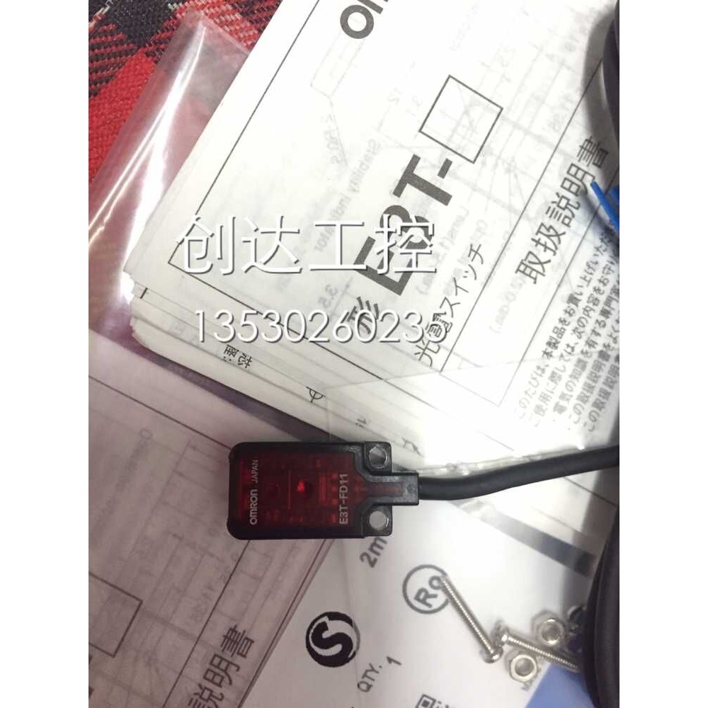 Omron โฟโตอิเล็กทริคสวิตช์ E3T-FD11 E3T-SL11 E3T-SL21 E3T-SL22 E3T-SL12