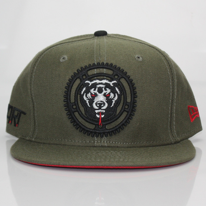 หมวก snapback mishka x dart 飞帽