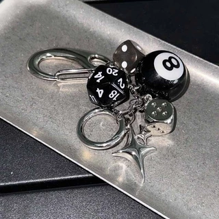 พวงกุญแจ 8 ball keychain ห้อยกระเป๋า ตกแต่งกระเป๋า bag charm พวงกุญแจจี้อุปกรณ์เสริม