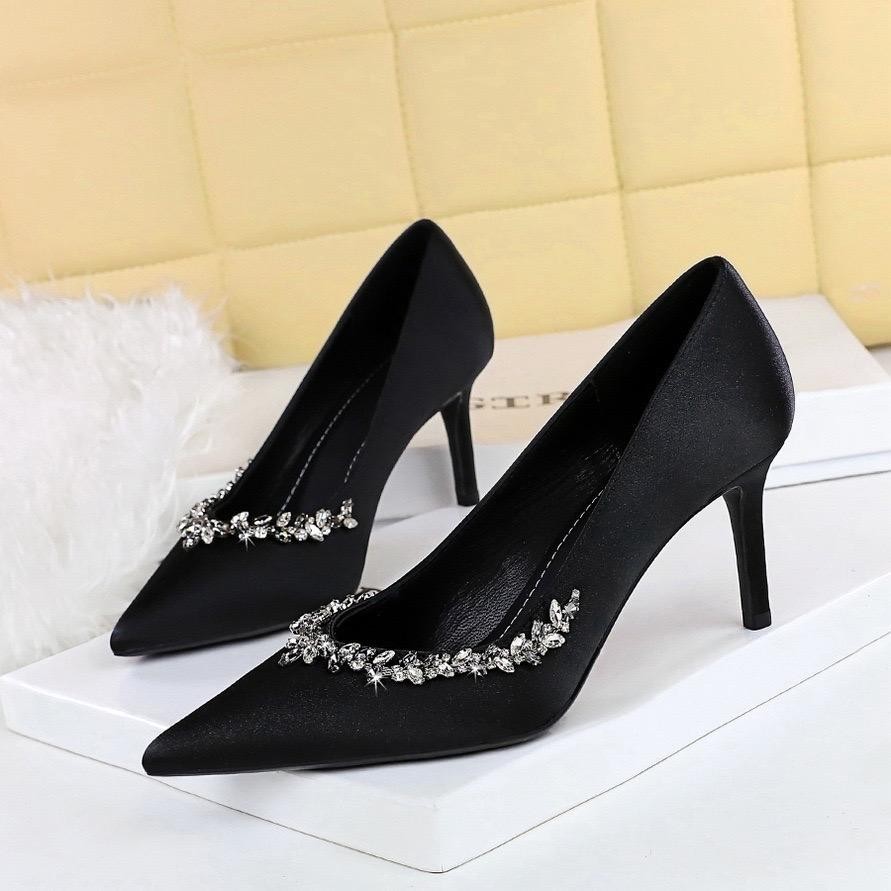 BIGTREE SHOES รองเท้าส้นสูง ไซส์34-40 สูง2.7 นิ้ว (รหัส 1926-A2)