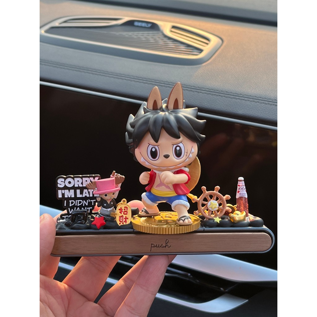 Bubble Mart Labubu One Piece รูปกล่องตาบอดเครื่องประดับรถ Labubu ชั่วคราว Luffy ที่จอดรถจํานวนแผ่น