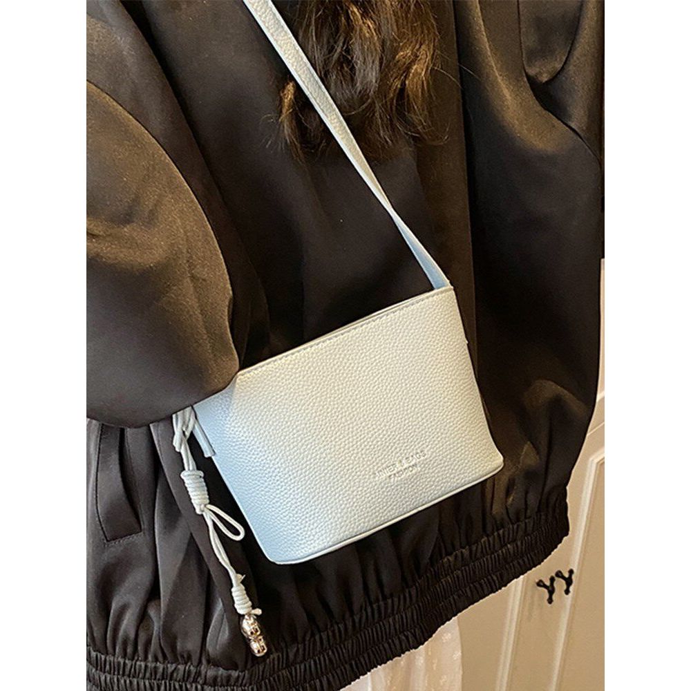 Japan Japan Japan フッョdes Small Bag Summer 2026 New Style Shoulder Messenger Bag Casual Bucket Bag