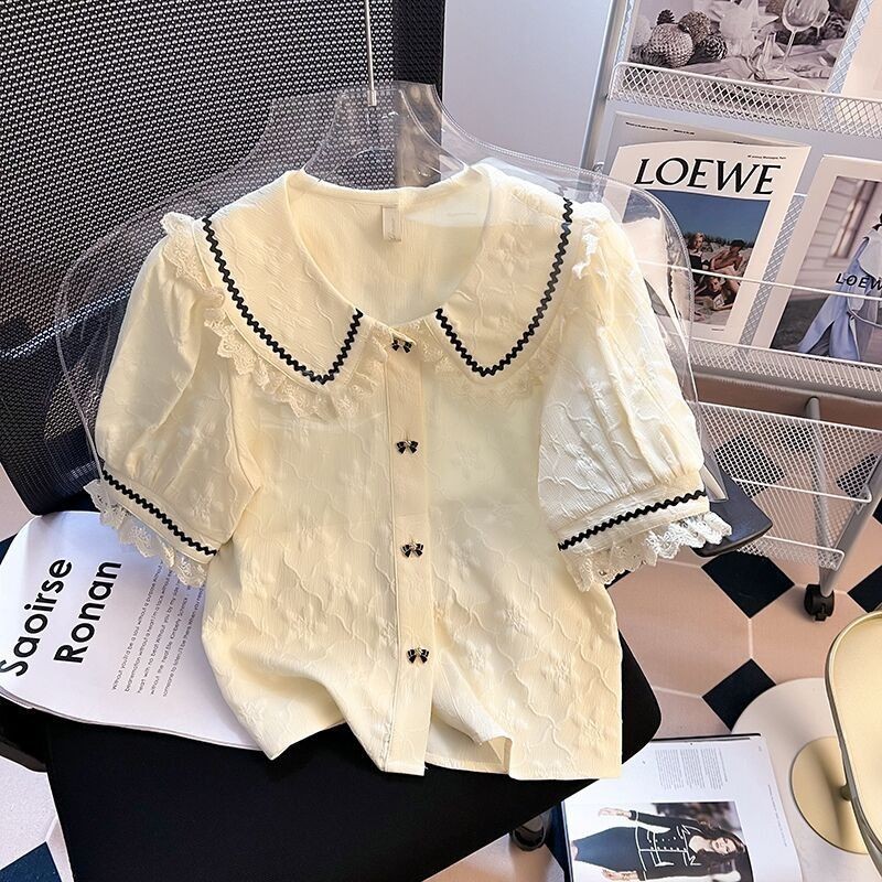ส่งไวจากไทย🌸Breeze🌸S-2XL เสื้อเชิ้ตผู้หญิงแขนสั้น ฤดูร้อนแบบใหม่ ออกแบบด้วยลูกไม้ หวานแบบฝรั่งเศส แขนฟองน้ำ
