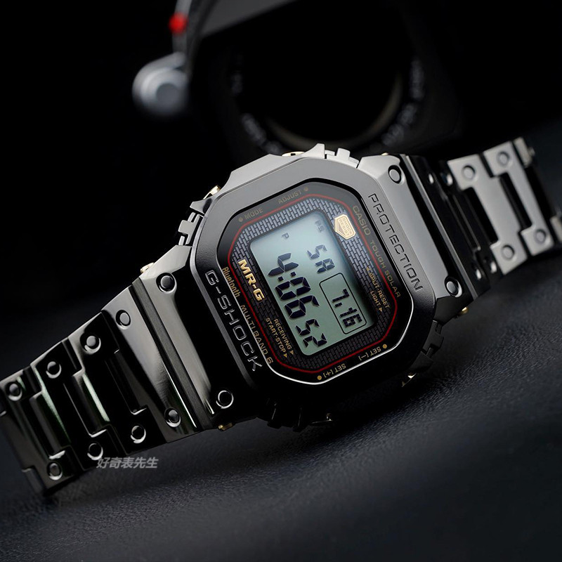 Casio g-shock mrg Small Square Titanium Vintage นาฬิกาชาย mrg-b5000b-1 b5000d-1