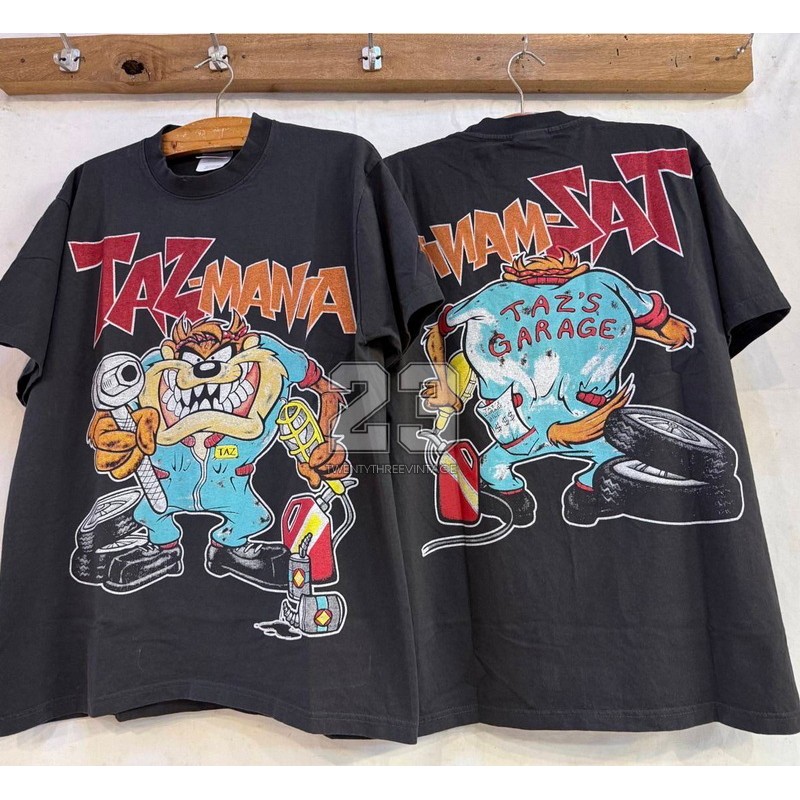 [ 23 ] TAZ-MANIA TAZ's GARAGE tag Hanes เสื้อวินเทจ เสื้อการ์ตูน ตำนาน  vintage shirt