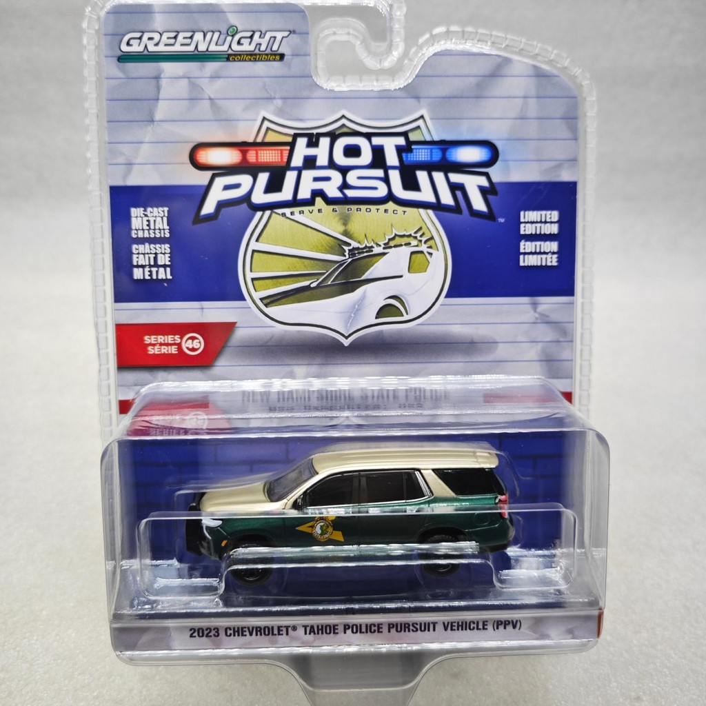 แสงสีเขียว 1: 64 Hot Tracking Series 46-2023 Chevrolet Tahoe New Hampshire State Police Car PPV