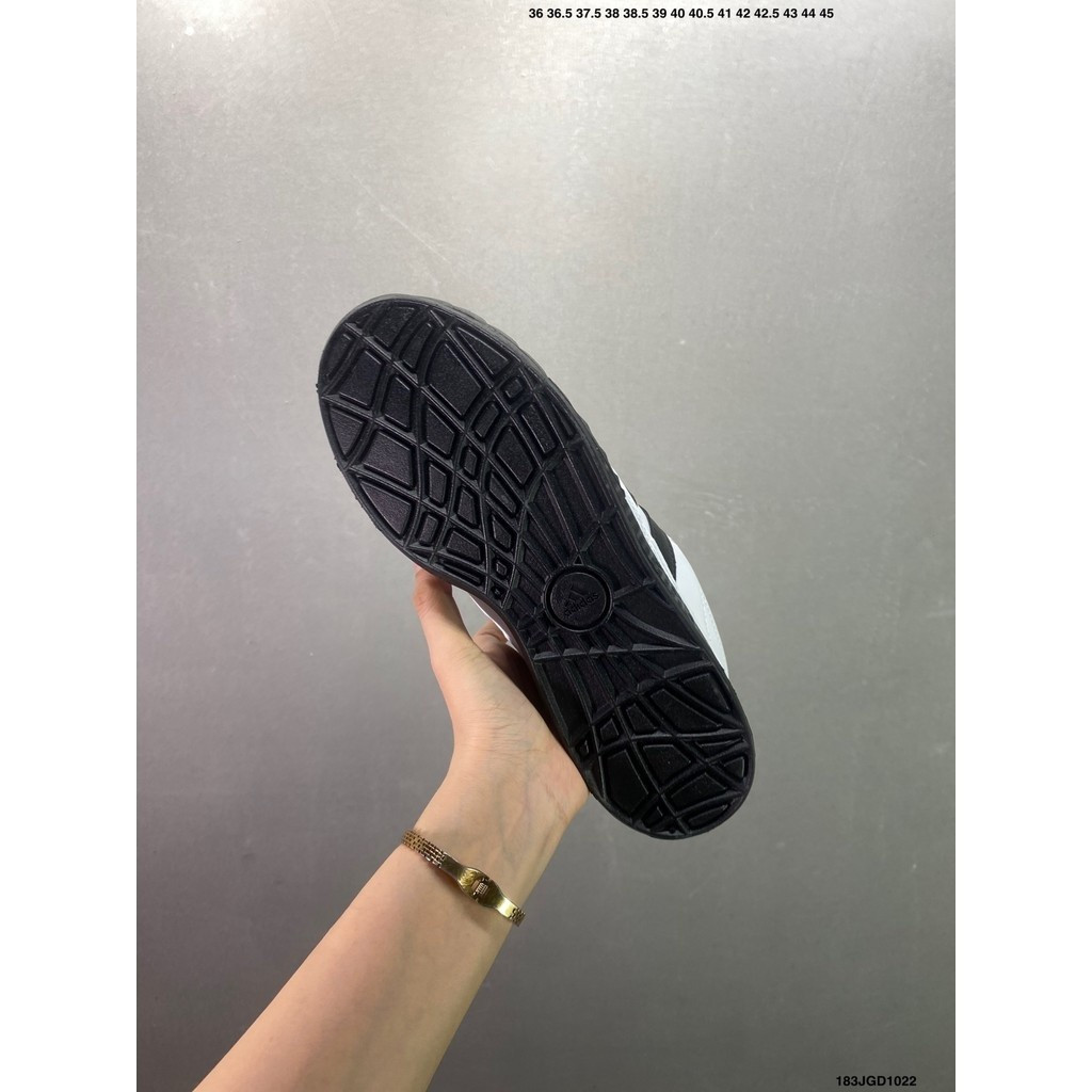 Lele คลังสินค้าพร้อมสไตล์หลัก AD Adimatic Low-Top MAD Series Low-Top Retro Shark รองเท้าขนมปังกีฬารอ