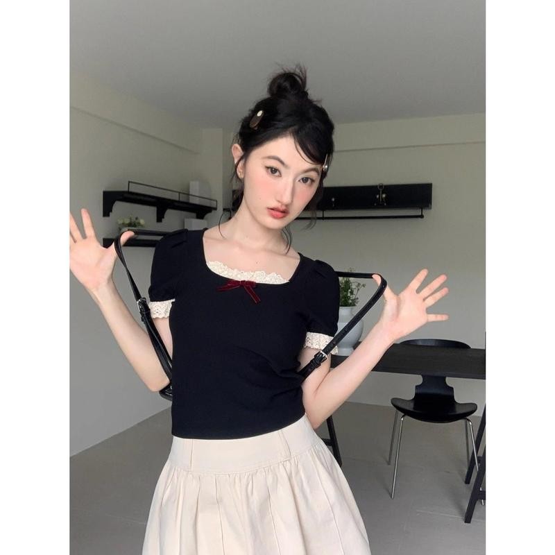 เสื้อยืดแขนสั้น ฤดูร้อน ใหม่ ลูกไม้เย็บปะติดปะต่อกัน โบว์ สไตล์น่ารักและเซ็กซี่ สาวฮอต สั้น สลิมฟิต เสื้อเอนกประสงค์