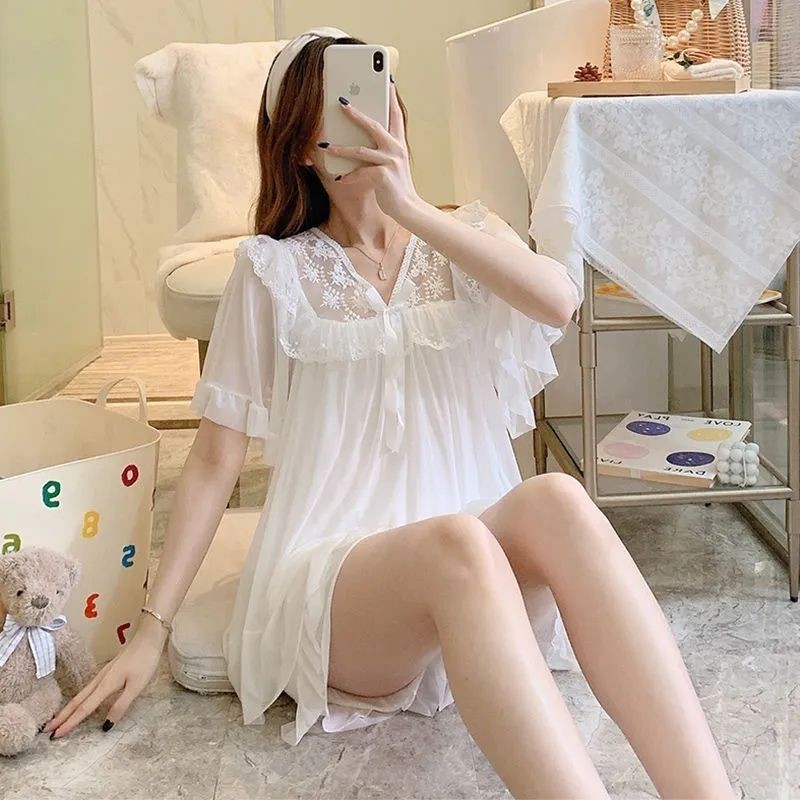 ชุดนอนผู้หญิงแขนสั้นขาสั้นแบบหลวม สไตล์ Sweet Soft Gauze สำหรับLoungewearคุณภาพดี