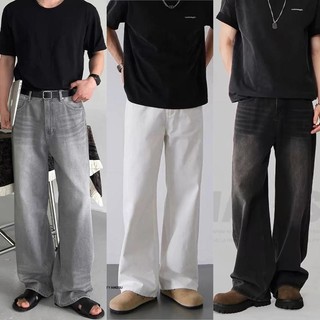Baggy jeans  กระบอกกลาง ผลิตจากผ้ายีนส์แท้ ผ่านการฟอก เฟด ผ้านุ่มสวมใส่สบาย