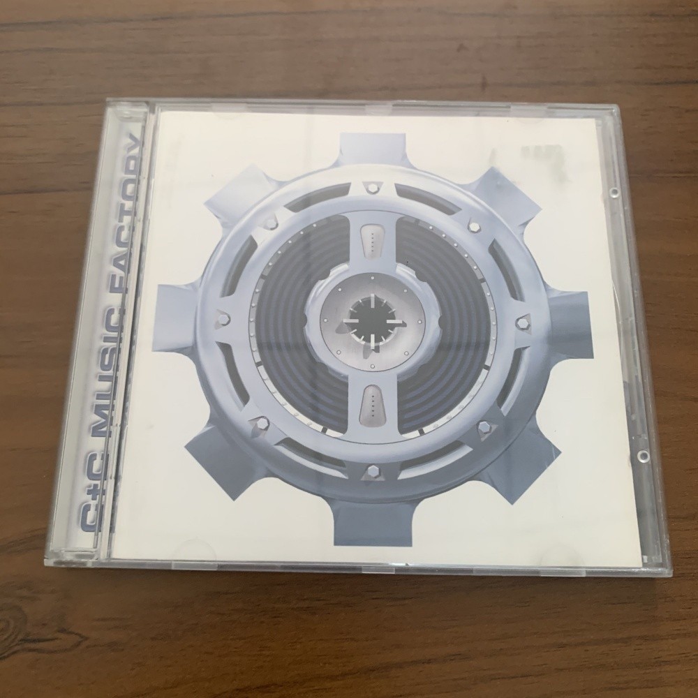 C+C Music Factory (ไม่มีการปิดผนึก) หวง