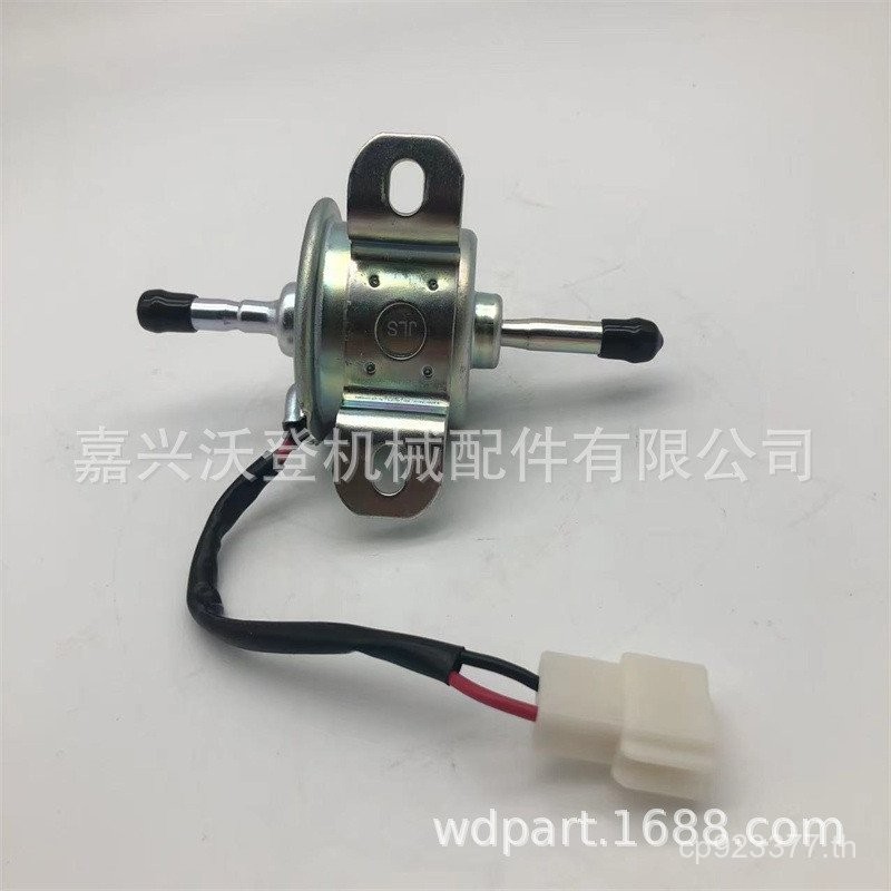 855 เครื่องยนต์มาเลเซีย 755 เช้า876266เช้า876207ปั๊มเชื้อเพลิงสําหรับ Johndeer 430 IM5H