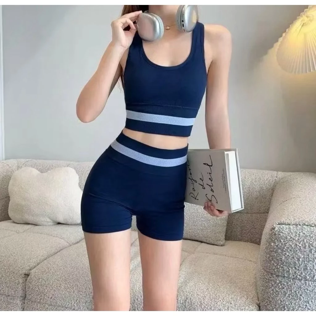 ชุดออกกำลังกาย ชุดเสื้อสปอร์ตบาร์+กางเกง เสื้อมีฟองน้ำในตัว ผ้าใส่สบาย มีให้เลือก 4 สี #YJNSYK2