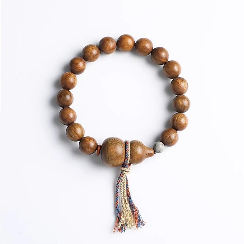 สร้อยข้อมือไม้จันทน์เขียวธรรมชาติ ดีไซน์เหวินวาน เสริมโชคลาภและปกป้องคุ้มครอง