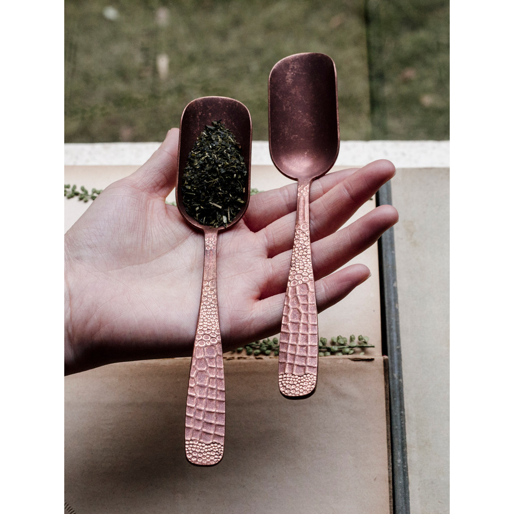 {Light Tea & Photosynthesis} ทองแดงบริสุทธิ์ Retro Distressed Tea Shovel Long Handle Teaspoon Tea Ex