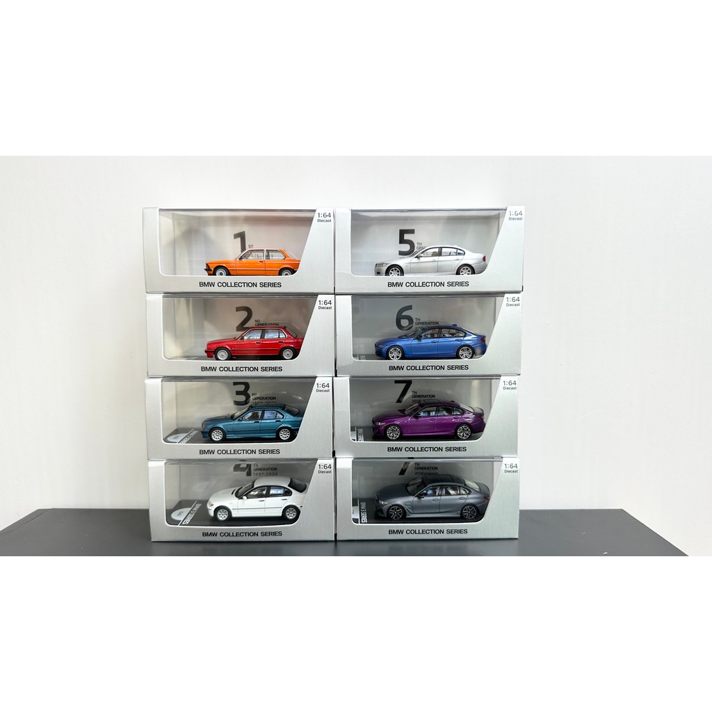 1: 64 BMW Original BMW 3 Series 50th Anniversary Set AR BOX โมเดลรถโลหะผสมจําลอง