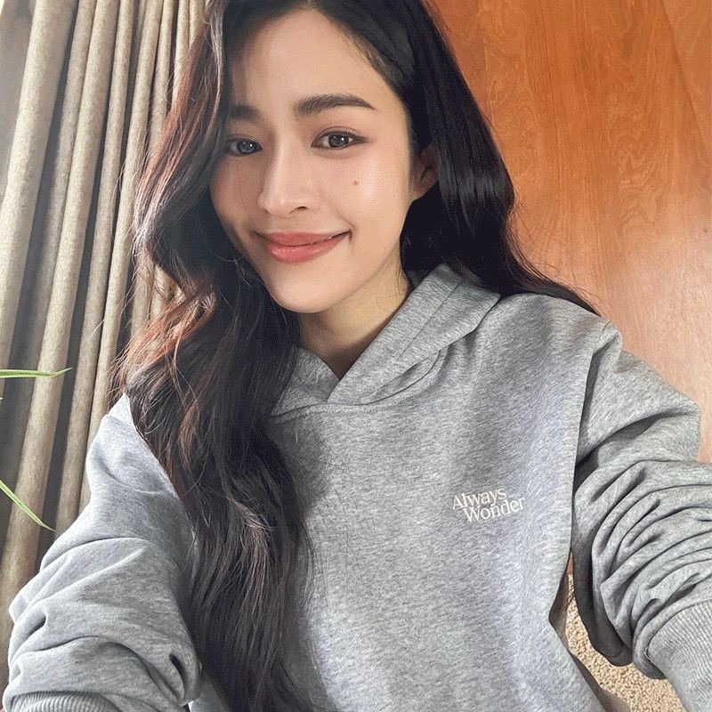 Lingorm Always Wonder ผู้ชาย/ผู้หญิง Hoodie เสื้อผ้าเสื้อกันหนาวเดียวกัน Unisex Streetwear เสื้อกันห