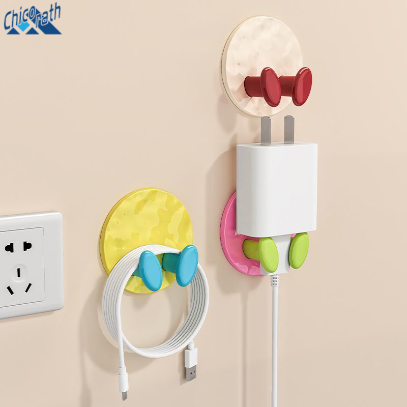 Chicorath ตะขอเสียบปลั๊กแบบไม่มีรูพรุนสีลูกกวาด ตัวยึดที่เก็บกาวที่แข็งแรง สายไฟติดผนัง