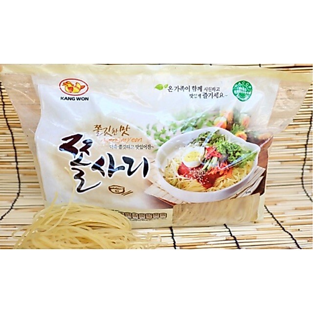 บะหมี่โจวเมียน เส้นจาจัง จาจังมยอน/ แนงเมียน