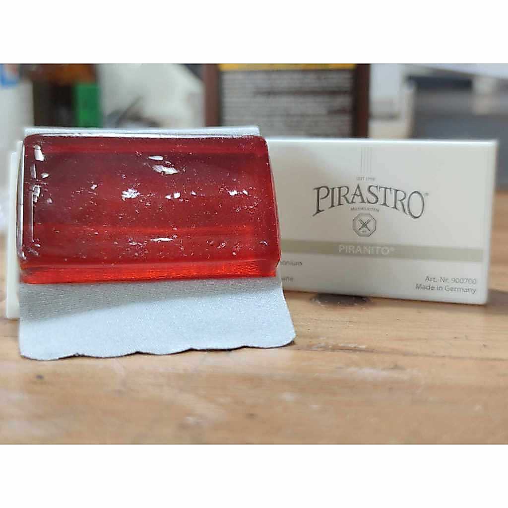ยางสน ยี่ห้อ Pirastro รุ่น Piranito