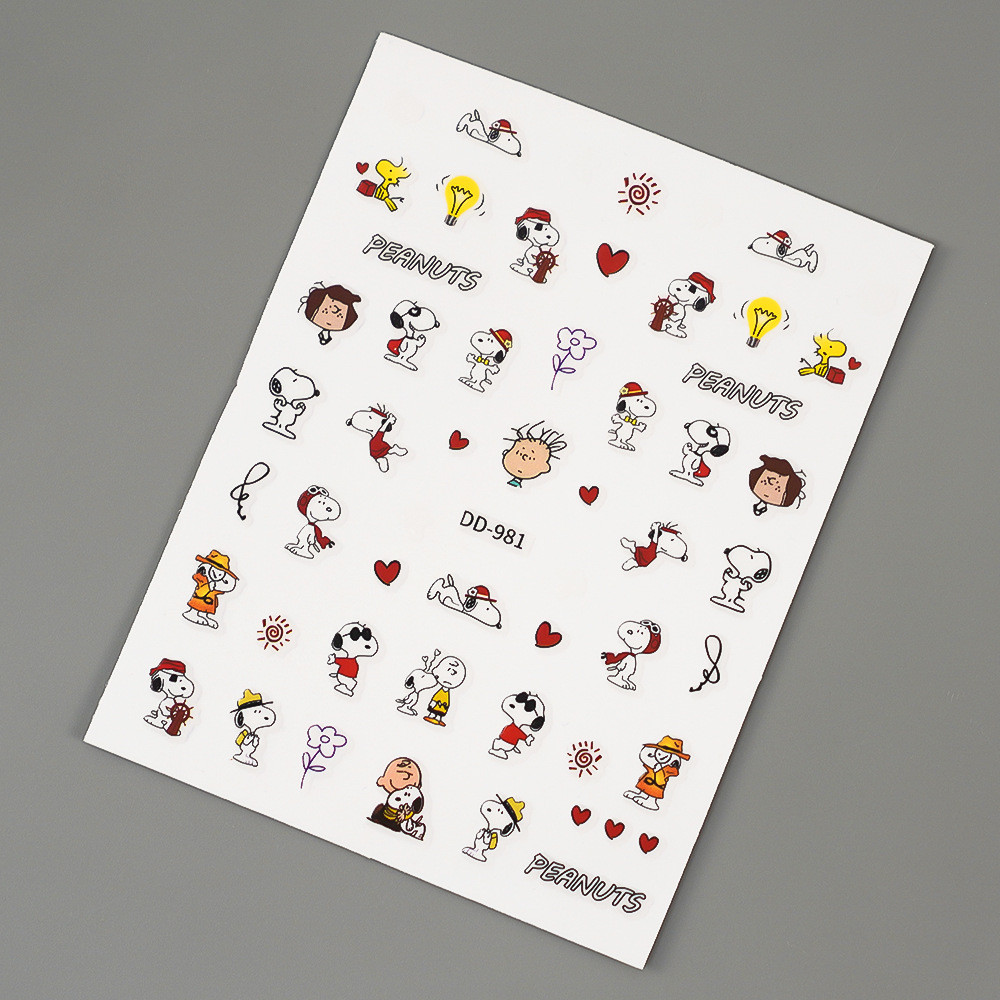 Redanco สไตล์ใหม่ 3D ขายร้อนการ์ตูนน่ารัก Snoopy สติกเกอร์แต่งเล็บกาวสติ๊กเกอร์ติดเล็บเครื่องประดับขายส่ง - รูปที่ 7