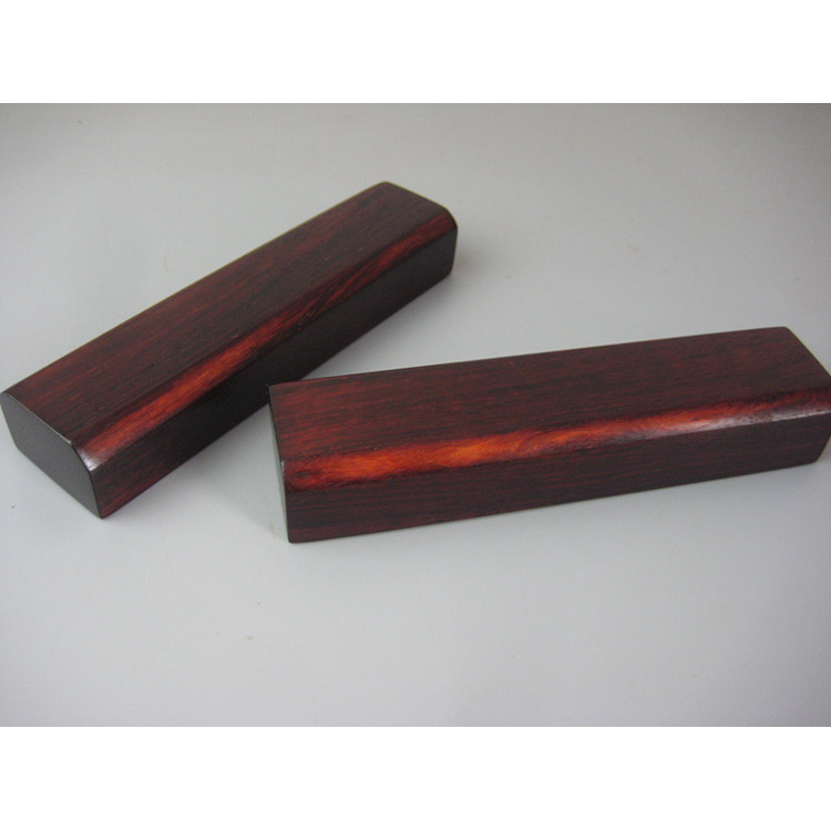 ใบเล็กไม้จันทน์สีแดง Paperweight ญี่ปุ่น Backflow วัสดุเก่าศึกษาไม้บรรทัด Toweight ของขวัญ Z56