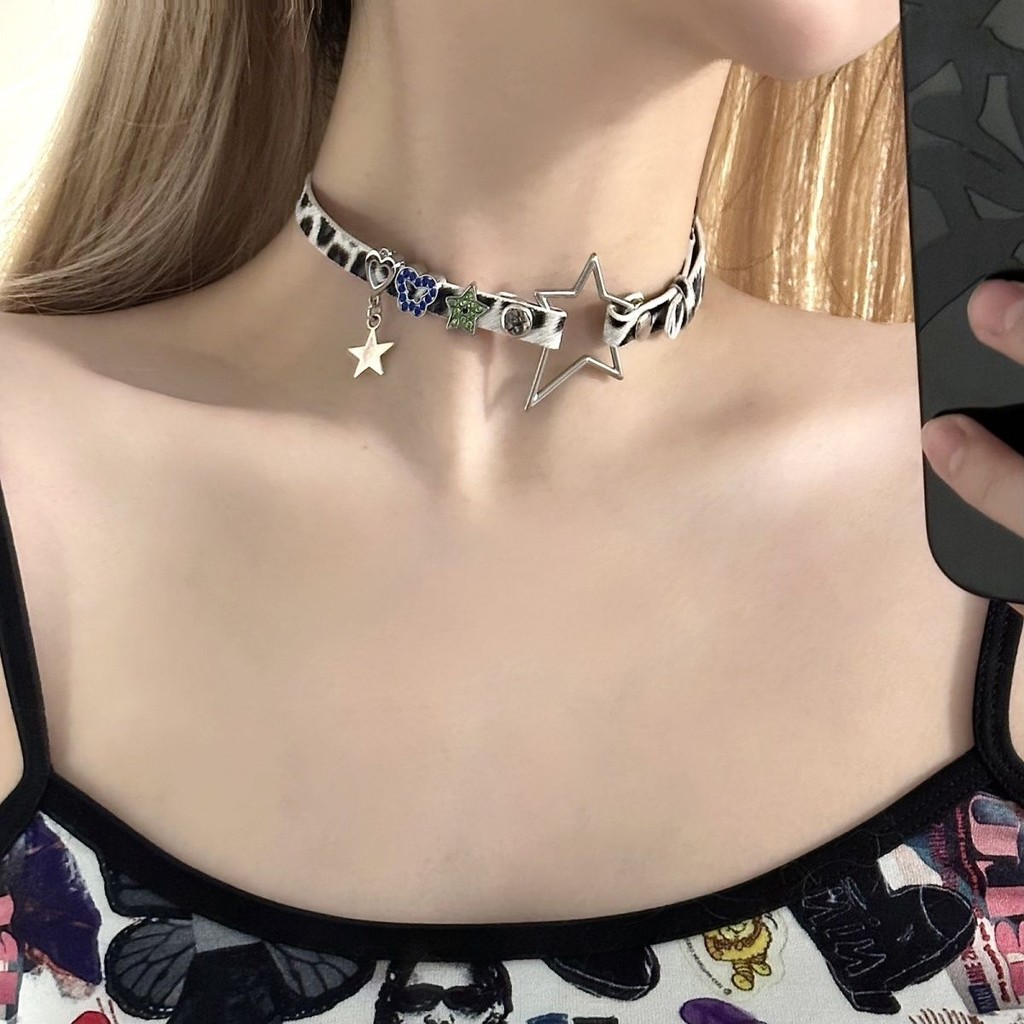 วัฒนธรรมเอเชีย y2k สาวร้อนดาวห้าแฉก Rhinestone Skull สร้อยคอหนัง choker ปลอกคอเอเชียวัฒนธรรม y2k สาว