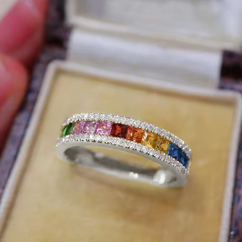 แหวนเพทายน่าสะสมสำหรับหญิง สร้อยมือประณีตสไตล์อินฟลูเอนเซอร์ พร้อมความหรูหราระยิบระยับ