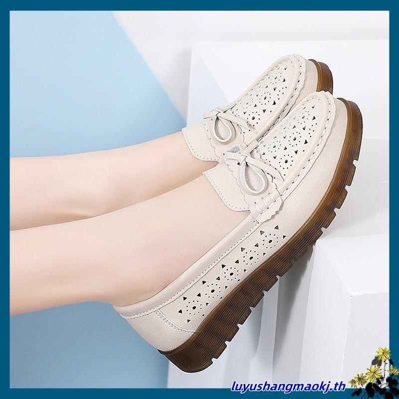 สตรีแฟชั่นรองเท้าแฟลตสบายๆฤดูร้อนสีดําลื่นบนนุ่ม soled รองเท้ากันลื่นกลวงระบายอากาศหนังเดิน Lofers ร