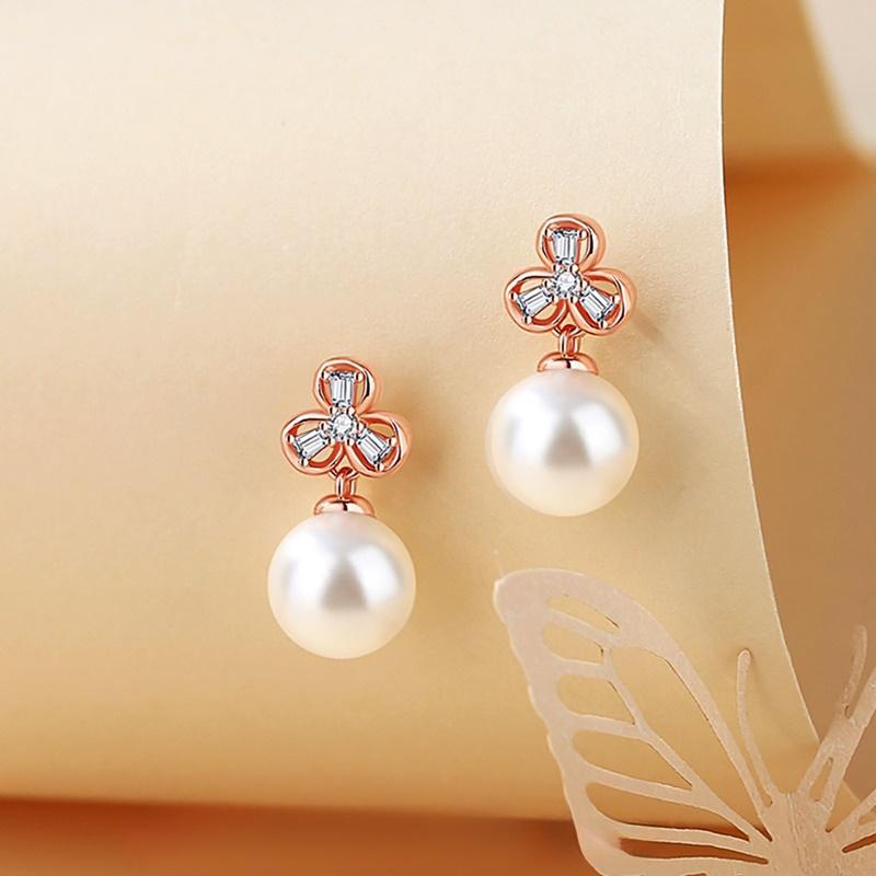 Blossom Pearl Earrings ต่างหูเงินแท้ S925 [MERCELO]