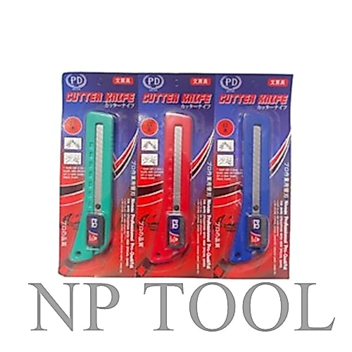 NP-626 คัตเตอร์ มีดคัดเตอร์ใหญ่ PD อย่างดีแข็งแรง คละสี (1ชิ้น) ใบมีดHCS ด้ามABS ตัวล็อคมีสปริง มีดคัตเตอร์