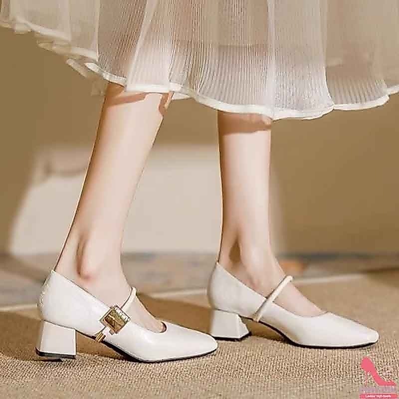 [PY] รองเท้าส้นสูงสไตล์เกาหลี สีเบจ ดีไซน์หัวเหลี่ยมบล็อกหนังรองเท้าส้นสูง 2 นิ้วรองเท้าสตรีแฟชั่น