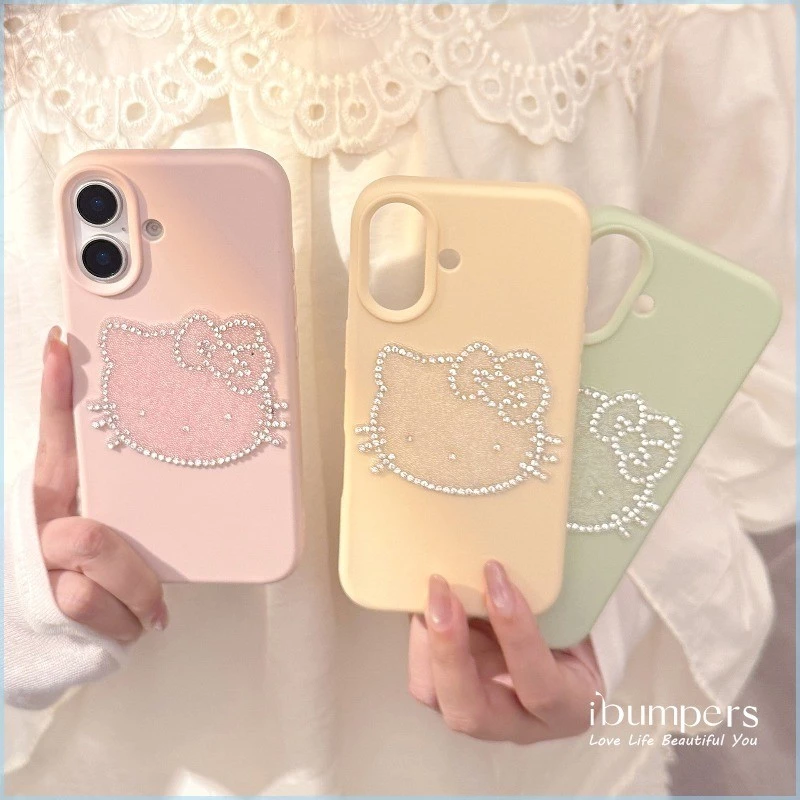 Ibumpers ความงาม Rhinestone Hello Kitty สติกเกอร์เคสโทรศัพท์สําหรับ IPhone 11 12 13 14 15 16 17 Pro Max Liquid Silicon ปกหลัง