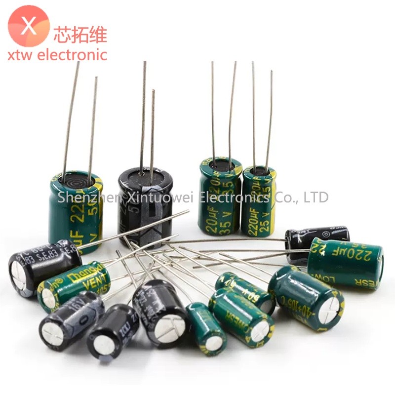 อลูมิเนียม Electrolytic Capacitor 35V 220UF 470UF 1000UF 2200UF 3300UF DIP องค์ประกอบ Radial Capacit